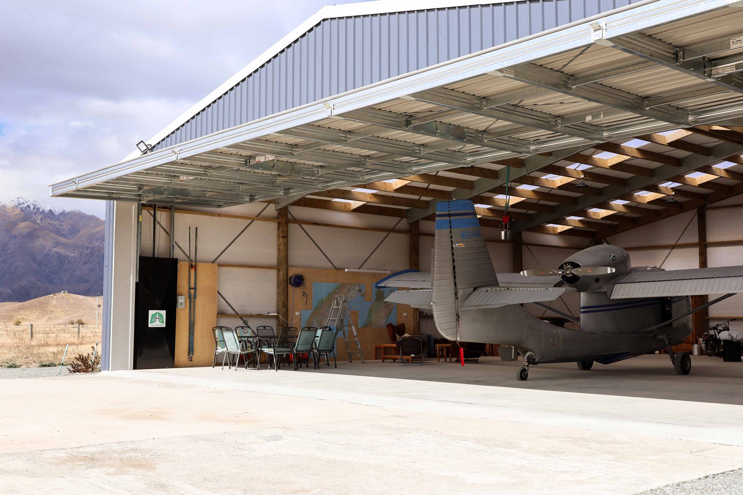 David Berger, Hangar Doors